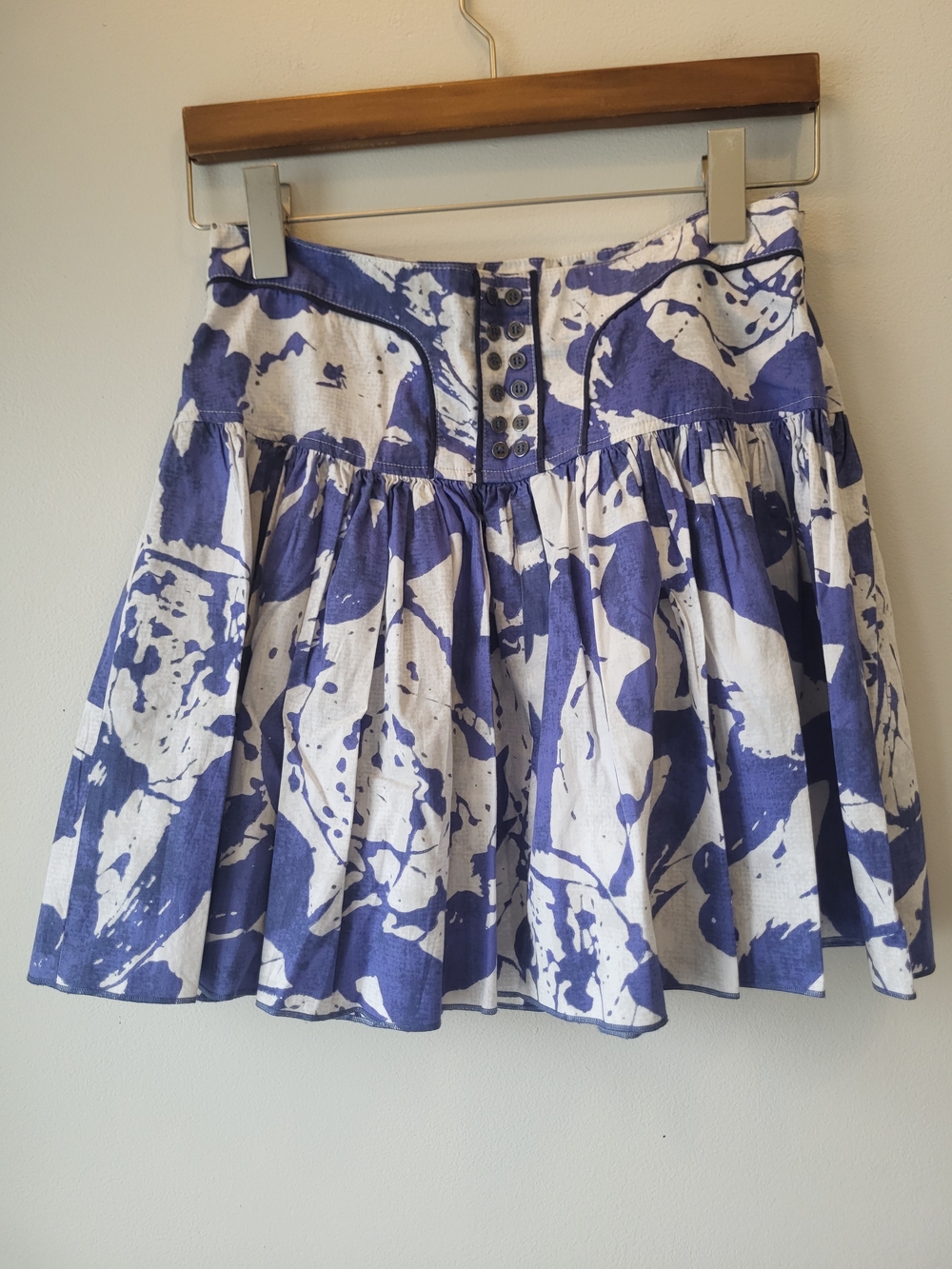Blue and White Abstract Pleated Playful Garden Girl Summer Mini Skirt